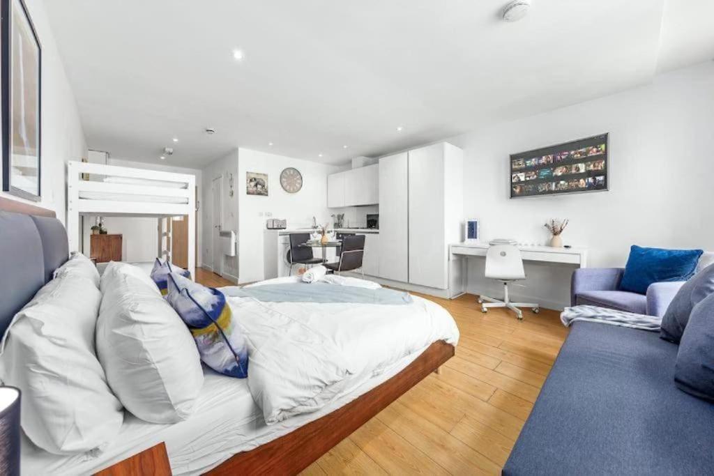 1 Bedroom Flat Piccadilly Sleep 7 In London Vr10 Exteriér fotografie